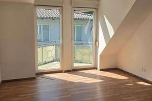 Dachgeschoß-Maisonette mit 4 Zimmern und 3 Balkonen vor den Toren von Frohnau!!! Frei ab 01.11.2026 – 16548 Glienicke/Nordbahn – Vorschaubild 2