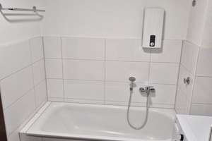 Lichtdurchflutete 3 Zimmer Wohnung mit Loggia, weißem Bad und Einbauküche im 4. OG in Bochum-Höntrop – Carl-Bosch-Straße 16, 44869 Höntrop, Bochum – Vorschaubild 8