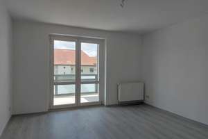 Optimaler Grundriss- Außenjalousien - großer Südbalkon! – Friedrichstraße 59, 39387 Oschersleben (Bode) – Vorschaubild 4