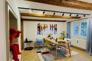 Bezugsfertig modern möblierte Wohnung in einem Denkmal im Herzen der Altstadt