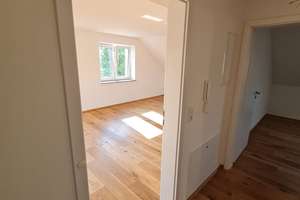 Gemütliche, neuwertige 2 ZKB Dachgeschoss mit Loggia – Die vollständige Adresse der Immobilie erhältst du vom Anbieter., 86609 Donauwörth – Vorschaubild 10