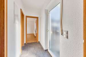 Modernisiertes EFH mit Einliegerwohnung auf großem Grundstück mit Nachverdichtungspotential – Germersheimer Straße 85, 67354 Römerberg – Vorschaubild 16