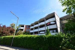 Sanierte helle 2-Zi. Wohnung mit Balkon im Westen von Regensburg – Die vollständige Adresse der Immobilie erhältst du vom Anbieter., 93049 Westenviertel, Regensburg – Vorschaubild 2