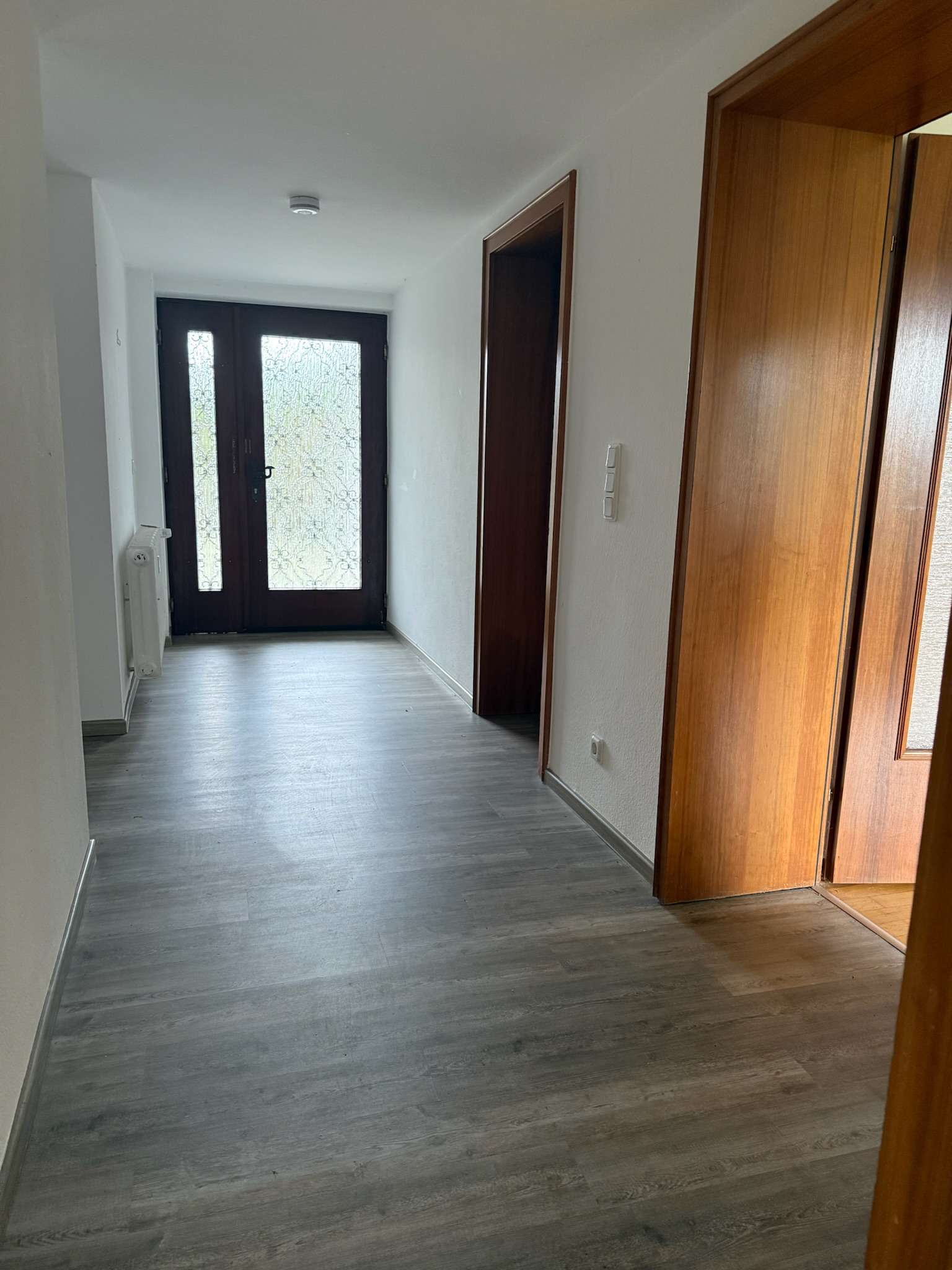 ** Schönes 3 Parteienhaus in sehr gute Lage von Daun ** Eigennutzung + Vermietung od Kapitalanlage, Vulkaneifel Kreis – Bild 3