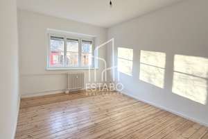 Bezugsfreie und gepflegte 2-Zimmer-Wohnung mit Wintergarten, viel Potential und ruhiger Lage – Die vollständige Adresse der Immobilie erhältst du vom Anbieter., 10715 Wilmersdorf, Berlin – Vorschaubild 2