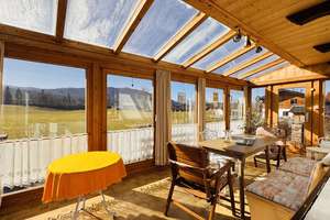 Zum Renovieren! Älteres Einfamilienhaus mit schönem Bergblick – Die vollständige Adresse der Immobilie erhältst du vom Anbieter., 83677 Reichersbeuern – Vorschaubild 3