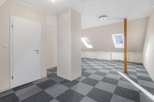 Property thumbnail 19