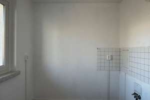 Kuscheliges Single-Apartment in ruhiger Lage sucht einen neuen Bewohner!  – Kastanienallee 72, 12627 Hellersdorf, Berlin – Vorschaubild 3