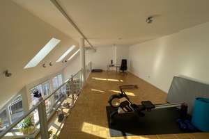 Eine schöne Dachgeschosswohnung mit Klimaanlage – Berg-am-Laim-Straße 87, 81673 Echarding, München – Vorschaubild 3