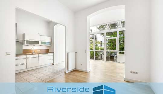 Bild von Altbau-Zweifamilienhaus mit Wintergarten, Terrasse und vermieteter Oberwohnung