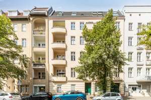 Courtyard Mood - Gepflegte Altbauwohnung mit angenehmem Ambiente in Hinterhoflage nahe Lietzensee – Die vollständige Adresse der Immobilie erhältst du vom Anbieter., 10627 Charlottenburg, Berlin – Vorschaubild 2