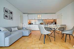 MÖBLIERT - PRAG CITY LIVING - Exklusive Maisonette mit Terrasse – Die vollständige Adresse der Immobilie erhältst du vom Anbieter., 70469 Bahnhof Feuerbach, Stuttgart – Vorschaubild 1