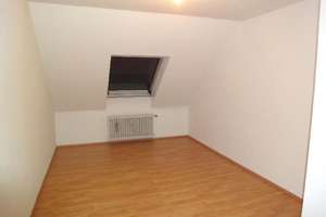 Wohnen mit Charakter: 3-Zimmer-Dachgeschosswohnung in Leverkusen – Myliusstraße 4, 51371 Bürrig, Leverkusen – Vorschaubild 5
