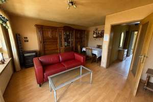 Familienglück mit Garten: Reihenmittelhaus mit viel Potenzial in 90453 Nürnberg-Katzwang  – Die vollständige Adresse der Immobilie erhältst du vom Anbieter., 90453 Katzwang, Reichelsdorf Ost, Reichelsdorfer Keller, Nürnberg – Vorschaubild 2