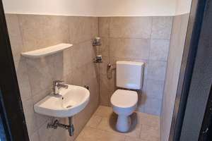 Lichtdurchflutete 3-Zimmer-Wohnung im 4. OG mit Balkon & Tiefgaragenstellplatz – Laubenweg, Fürth – Laubenweg 3, 90765 Ronhof, Kronach, Fürth – Vorschaubild 8
