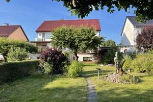 Wohnzimmer mit Echtholzparkett, Kamin, viel Platz und Gemütlichkeit – Schützenstraße  30, 17309 Pasewalk – Vorschaubild 26