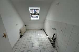 Attraktive 108 m² Maisonette-Wohnung in Düsseldorf-Düsseltal – Die vollständige Adresse der Immobilie erhältst du vom Anbieter., 40237 Düsseltal, Düsseldorf – Vorschaubild 20