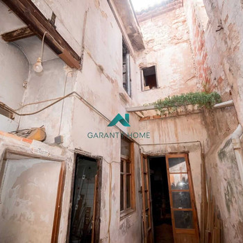 Haus zur Komplettrenovierung in Camí Real Sagunto