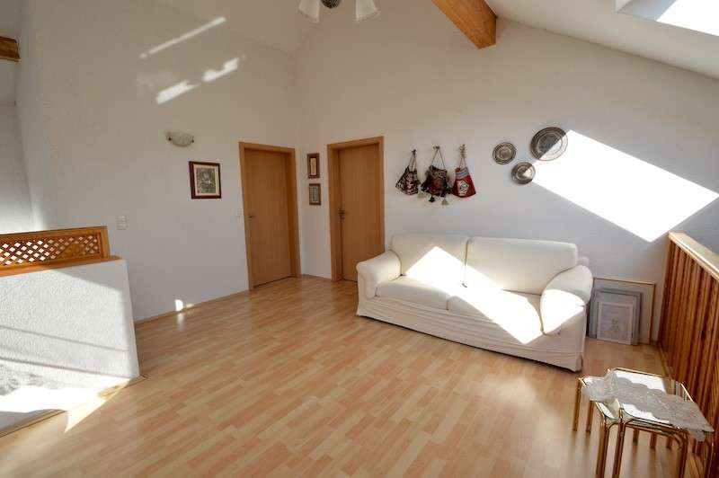 Immobilie in Essenheim - Falanga Immobilien - RAUMWUNDER! Charmantes & gemütliches EFH mit reichlich Platz und Fernblick in E - Bild 4