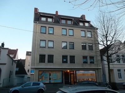8 Minuten bis zur Hochschule! Renovierte 2-Zimmer in Bremerhaven mit EBK Hauptbahnhof