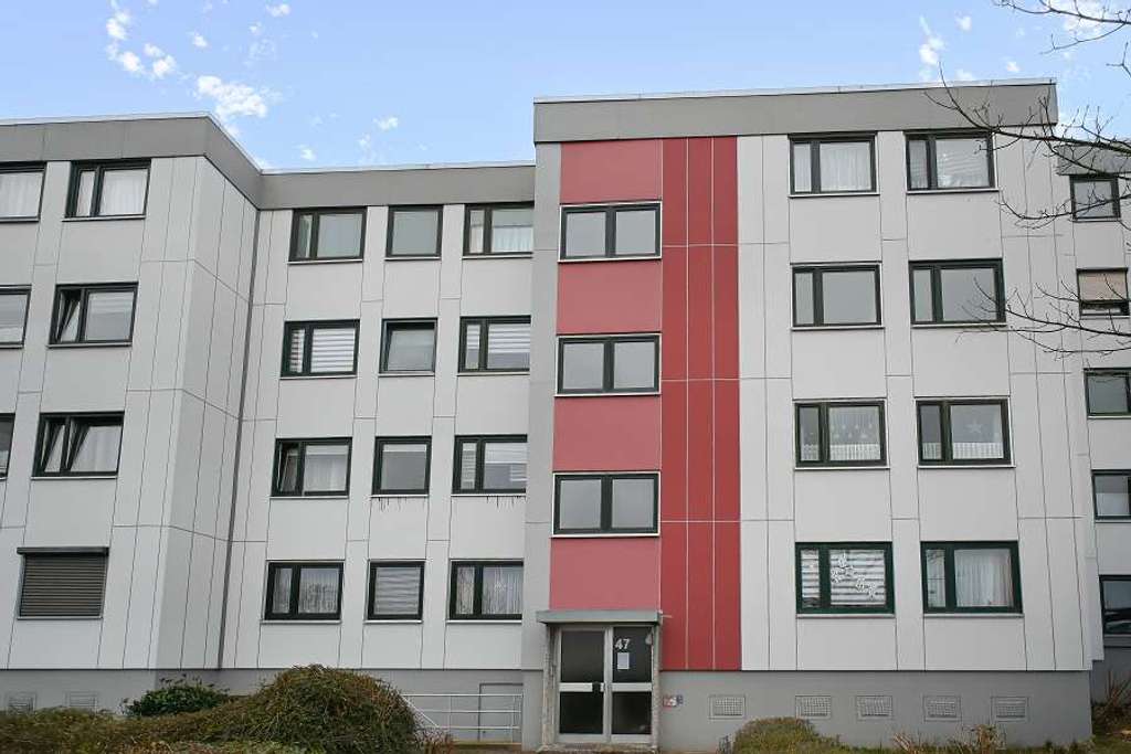 Immobilie in Isernhagen - Charmante Wohnung mit Potenzial in gefragter Lage von Altwarmbüchen! - Bild 0