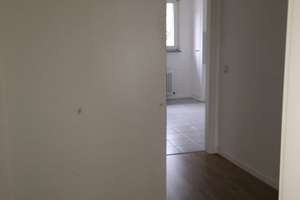 Schöne 2-Zimmer-Dachgeschosswohnung in Krefeld in zentraler Lage! – Steckendorfer Straße 65, 47799 Cracau, Krefeld – Vorschaubild 6