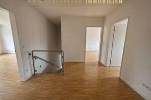 Wohnen wie im eigenen Haus: stillvoll Wohnen auf 2 Ebenen mit Garten, Garage & Hobbyraum im Keller – 30519 Seelhorst, Hannover – Vorschaubild 12