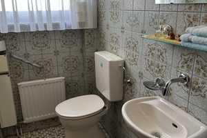 Einfamilienhaus mit Garage und Garten – Reutlingen (Kreis) – Vorschaubild 15