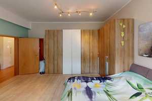 ++ CHARMANTES 2-FAMILIENHAUS MIT POOL ++ – Düsseldorf – Vorschaubild 11