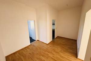 Bezugsfreie Altbauwohnung mit Balkon zum ruhigen Innenhof nahe S-Bhf Adlershof!  – Die vollständige Adresse der Immobilie erhältst du vom Anbieter., 12489 Adlershof, Berlin – Vorschaubild 6