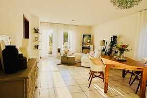 Sehr schöne 2-Zimmer-Wohnung mit Balkon in ruhiger und guter Wohngegend
