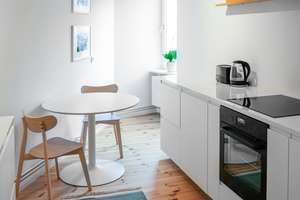 Schöne Dachgeschosswohnung mit Terrasse und Kamin in der Nähe zum Teutoburger Platz – Die vollständige Adresse der Immobilie erhältst du vom Anbieter., 10119 Prenzlauer Berg, Berlin – Vorschaubild 17