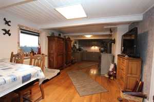 Charmantes und modernisiertes Reetdachhaus/EFH mit PV-Anlage und Garage in Ortsrandlage – Nordfriesland (Kreis) – Vorschaubild 16