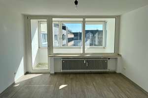 Zentrale 3,5 Zimmerwohnung mit Wintergarten Bochum-Wattenscheid am August-Bebel-Platz – Die vollständige Adresse der Immobilie erhältst du vom Anbieter., 44866 Wattenscheid-Mitte, Bochum – Vorschaubild 6