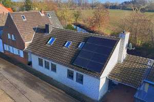 WOHNBAU: Wohnen am Wasser: Einfamilienhaus mit privatem Erft-Zugang - unvergessliche Kanu-Abenteuer – Die vollständige Adresse der Immobilie erhältst du vom Anbieter., 41516 Grevenbroich – Vorschaubild 5