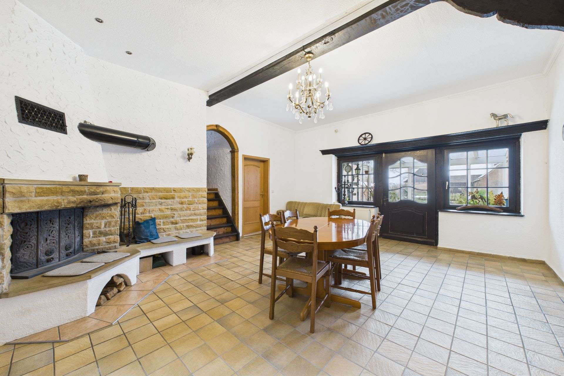 Immobilie in Telgte - Großzügig wohnen: stilvolles Bauernhaus mit großem Garten & beheiztem Wintergarten! - Bild 2