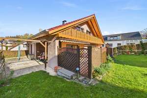 Charmantes Einfamilienhaus mit Kamin, Garten & 2 Garagen in Linsenhofen – Die vollständige Adresse der Immobilie erhältst du vom Anbieter., 72636 Frickenhausen – Vorschaubild 35