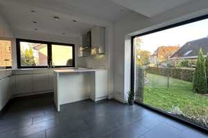 Modernes, vollst. renoviertes 4-Zimmer-Reihenendhaus mit lux. Innenausstattung, EBK und Carport – Gartenstraße 1d, 21614 Stade (Kreis) – Vorschaubild 6