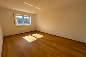 Modernes Reihenmittelhaus mit Garten und Carport in Wörth an der Donau – Zeininger Weg 10, 93086 Wörth an der Donau – Vorschaubild 16