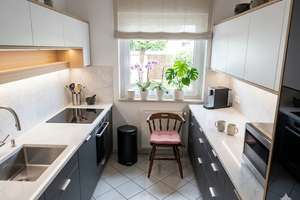 Frisch saniertes Reihenhaus mit 4 bis 5 Zimmern, Garten und Keller – Ginsterweg 2f, 30916 Isernhagen – Vorschaubild 11