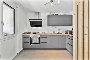 Hochwertige und junge 3 Zi.-Wohnung mit Ost-Süd Balkon und Einbauküche – Die vollständige Adresse der Immobilie erhältst du vom Anbieter., 81249 Aubing-Süd, München – Vorschaubild 5