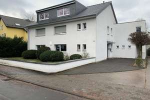 Helle, möblierte 2-Zimmer Wohnung mit Terrasse in ruhiger Lage von Porz Eil zu vermieten