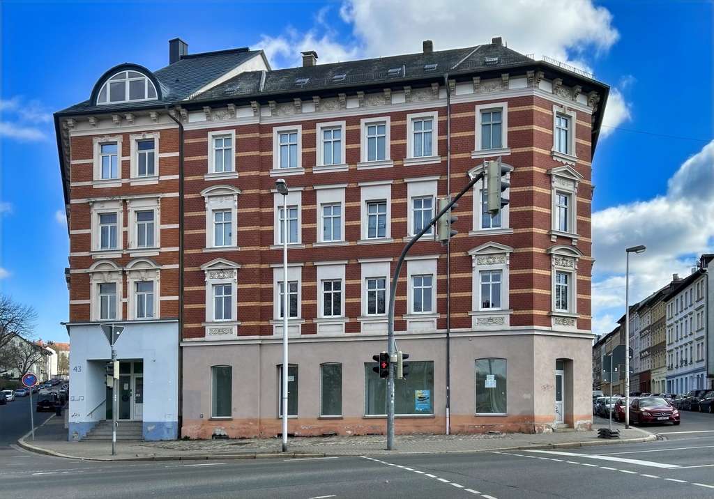 Immobilie in Gera - Schönes Klinker-Eckhaus am ehemaligen Wintergarten in Gera - Bild 1