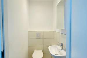 modern 4 BR townhouse, floor heating, AC, terrace - 2 miles to Clay – Die vollständige Adresse der Immobilie erhältst du vom Anbieter., 65205 Erbenheim, Wiesbaden – Vorschaubild 10
