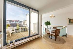 Lichtfülle über den Dächern der Stadt: Loftartige Maisonette mit Dachterrasse – Die vollständige Adresse der Immobilie erhältst du vom Anbieter., 80335 Marsfeld, München – Vorschaubild 5