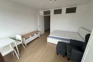 Frisch sanierte und komplett möblierte 1-Zi Wohnung – Die vollständige Adresse der Immobilie erhältst du vom Anbieter., 80992 Moosach-Bahnhof, München – Vorschaubild 2