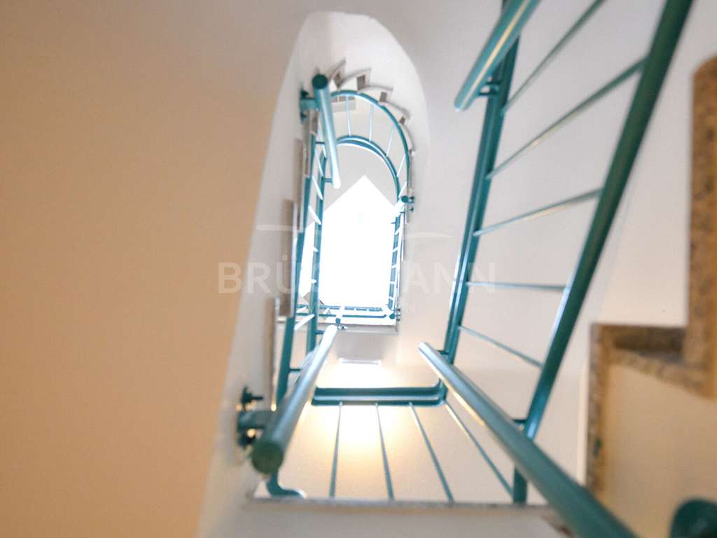 Immobilie in Grünstadt - Stadtleben mit Ausblick: Extravagante Maisonettewohnung mit Dachterrasse & zwei Stellplätzen - Bild 4