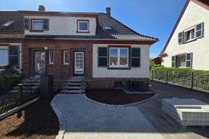 kernsaniertes Reihenendhaus mit Garten