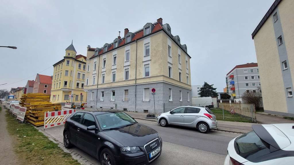 Immobilie in Augsburg - 1-Zimmer Wohnung im EG mit kleinem Stellplatz in Augsburg-Oberhausen - Bild 2