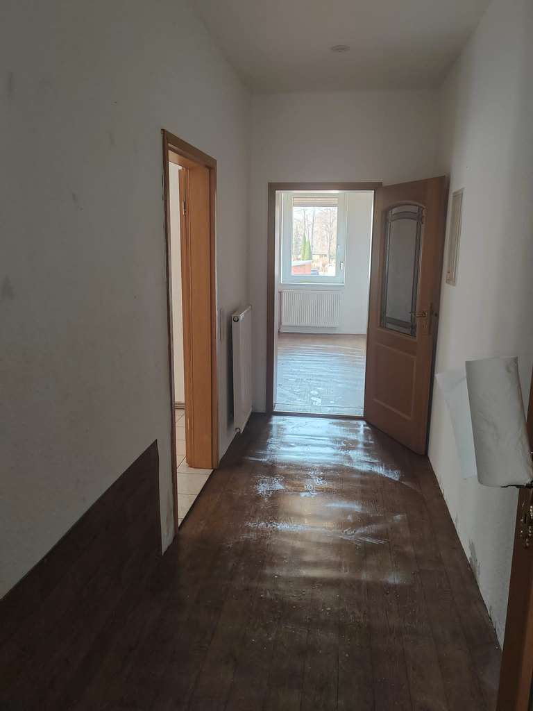 Immobilie in Raguhn-Jeßnitz - Reihenmittelhaus in Jeßnitz (Anhalt) mit Garten - Bild 2